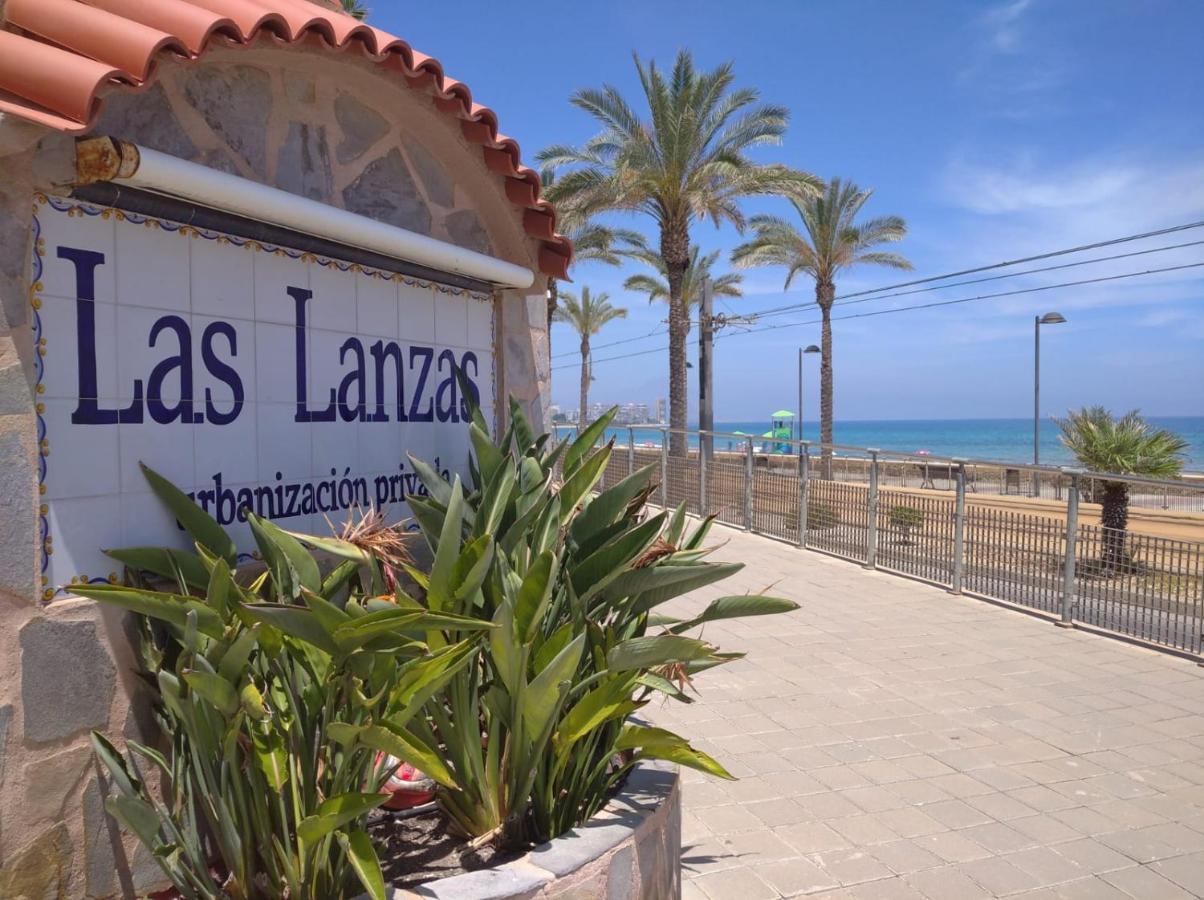Las lanzas playa muchavista san juan El Campello Bagian luar foto